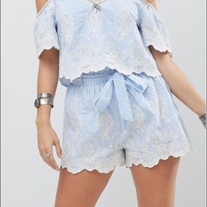 Kiss the sky tie front shorts